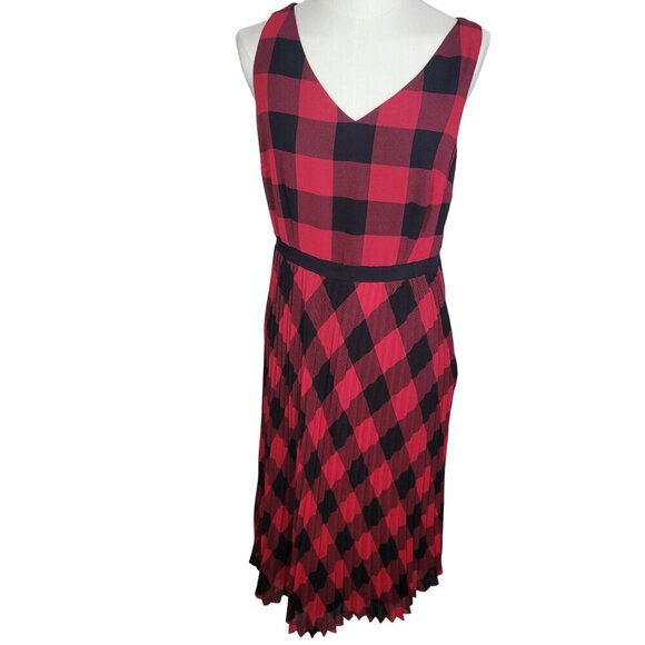 Talbots Petite Red & Black Plaid Grunge V-Neck Sleeveless Pleated Dress Size 6P - Picture 1 of 11